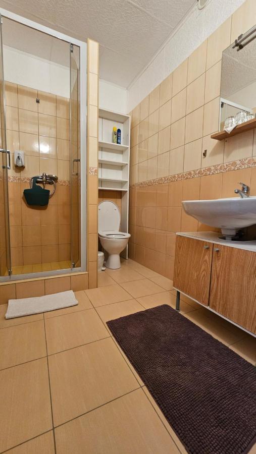 Zámecký penzion Rotunda Břeclav Esterno foto